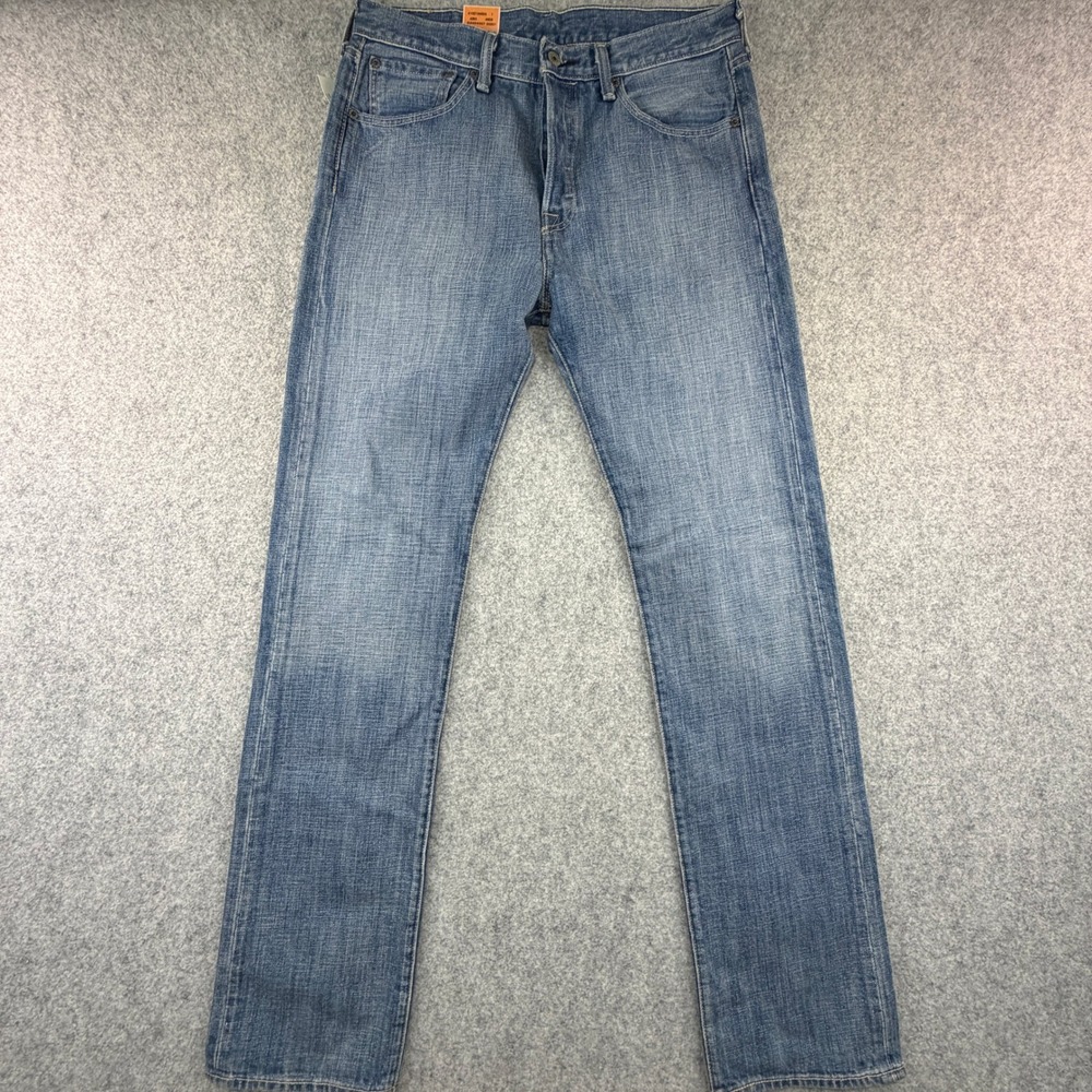 Levis 501 Original Fit Jeans Mens 31x34 Medium Wash Blue Denim Button Fly NEW